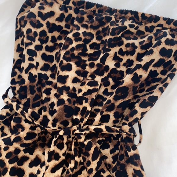 cheetah print romper - Picture 2 of 4